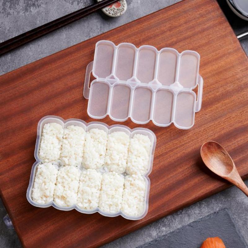 Rijstballenvorm met rijstlepel - Rice Ball Mold recensie en prijs